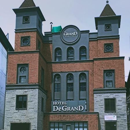 Hotel De Grand Kozhikode Bagian luar foto